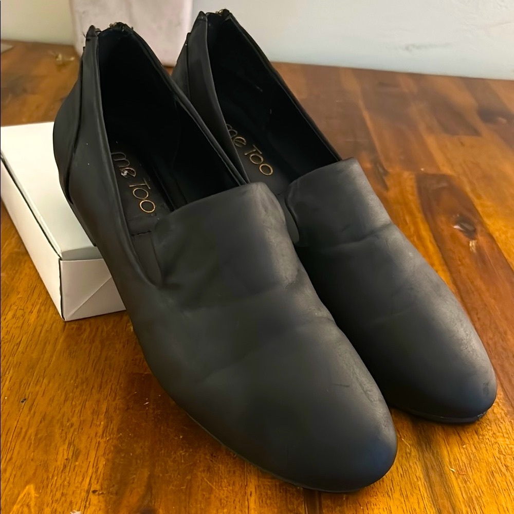 Vintage Me Too Women's Leather Black Round Toe Slip Back Zipper Loafer Flats